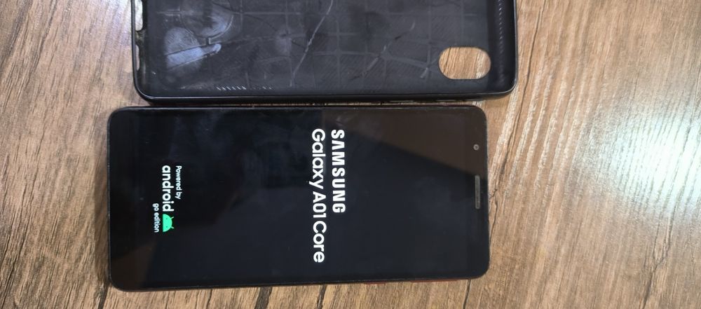 Продам сотовый телефон Самсунг А01 Core