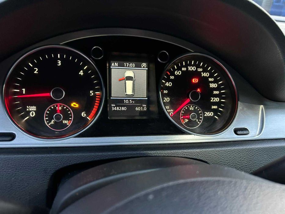 Volkswagen Passat B7 2011