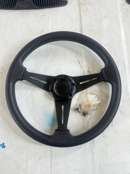 Продам руль на авто