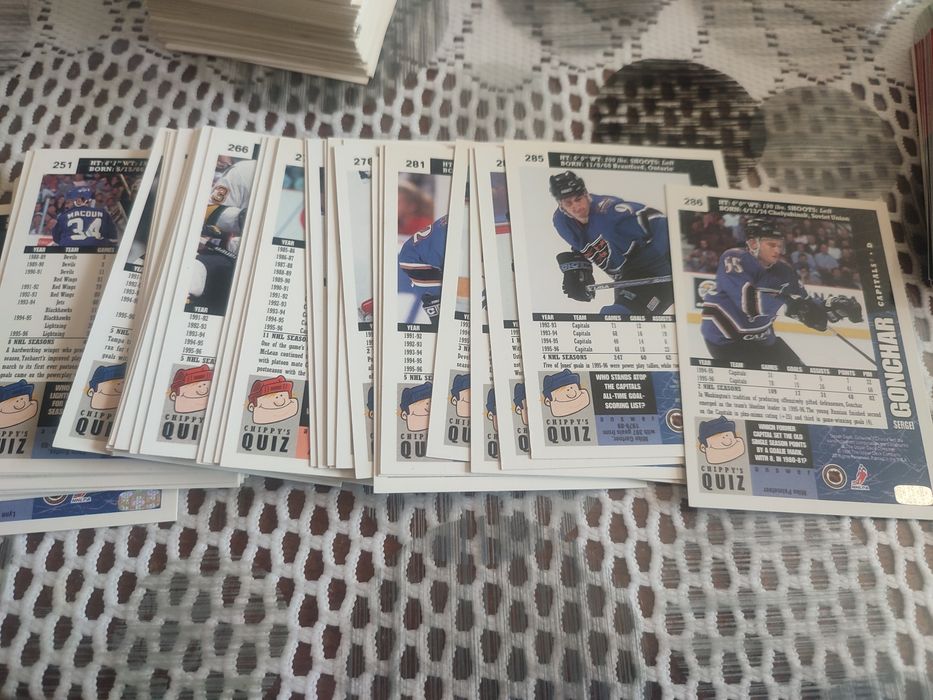 Картички на хокейсти сезон 96-97 !