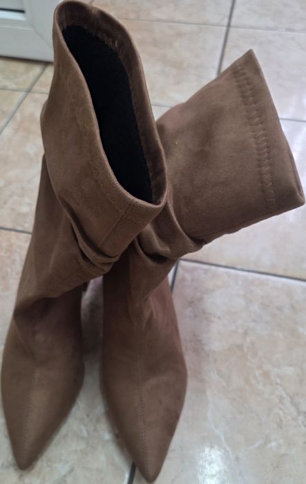 Cisme piele intoarsa,naturala,marimea 39