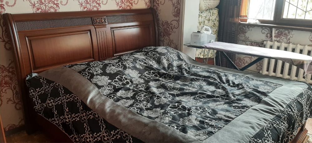 Горка и спальный гарнитур