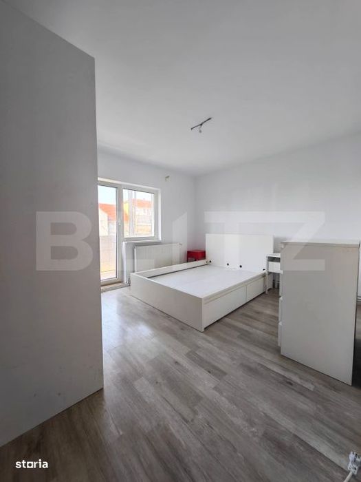 Apartament spatios, 4 camere, 2 bai, 2 balcoane,etaj intermediar,zona — fotografia 2