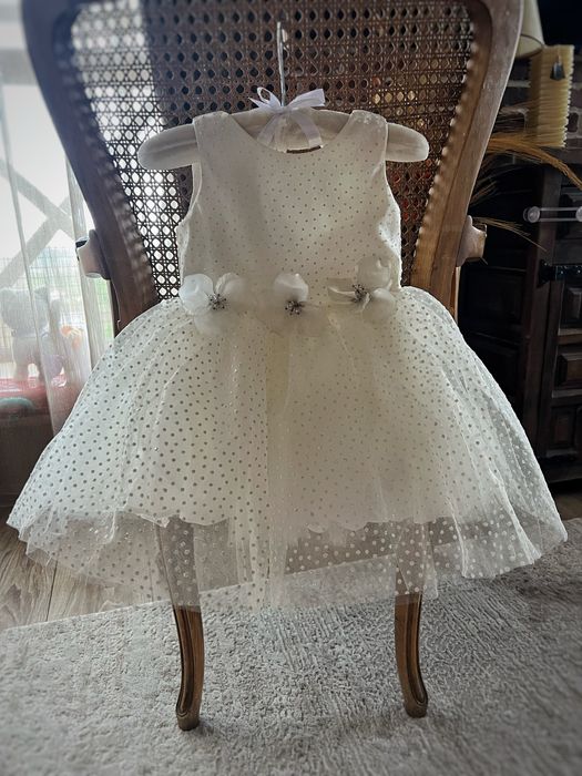 Petite Fleur бяла рокля, посипана с брокат