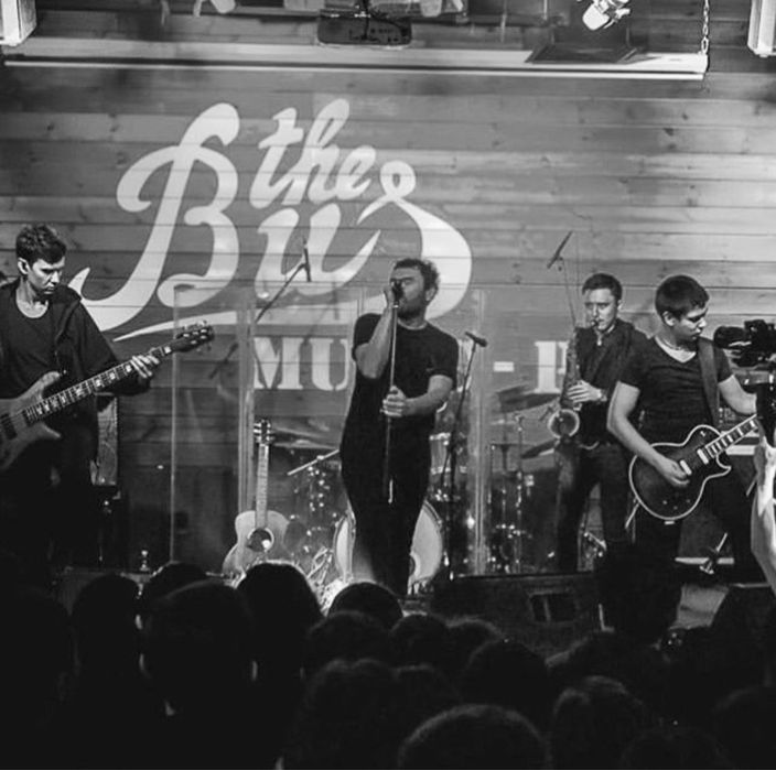 Саксофонист Азат Бекишев