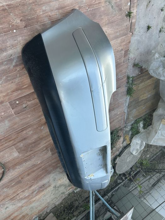 Продам бампер гольф 4