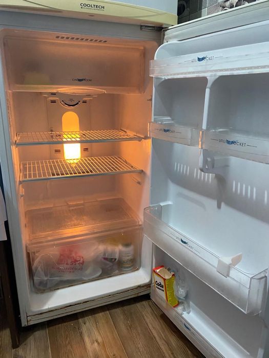 Холодильник Samsung