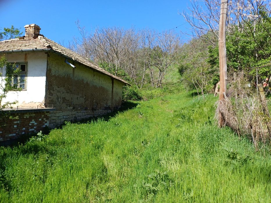 Продава се Къща в с. Люблен, Област Търговище - 140 кв.м за 72 €/кв.м - Снимка #1