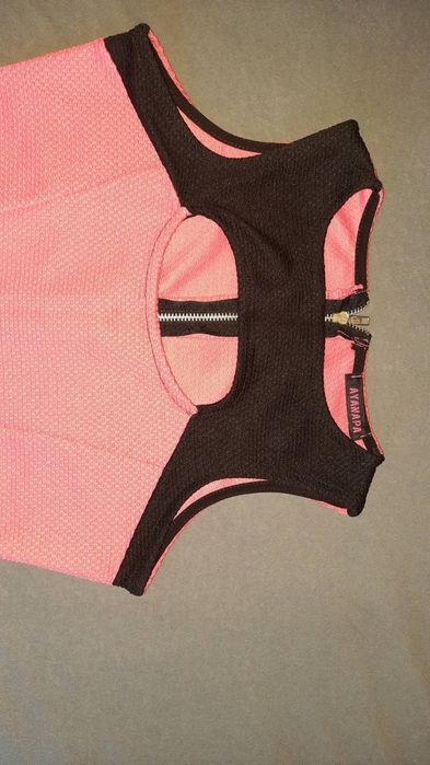 Къса рокля цвят диня