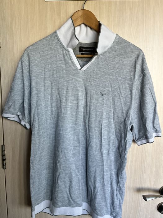 Нови маркови тениски Теодор XL