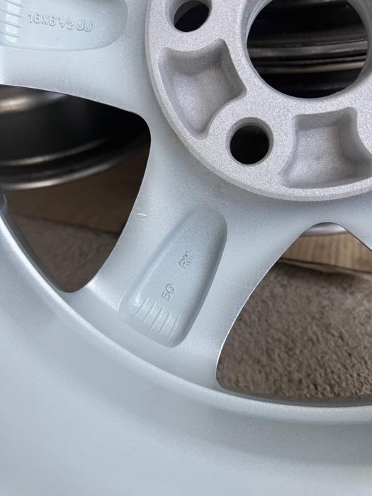 Диски  тайота 30/35