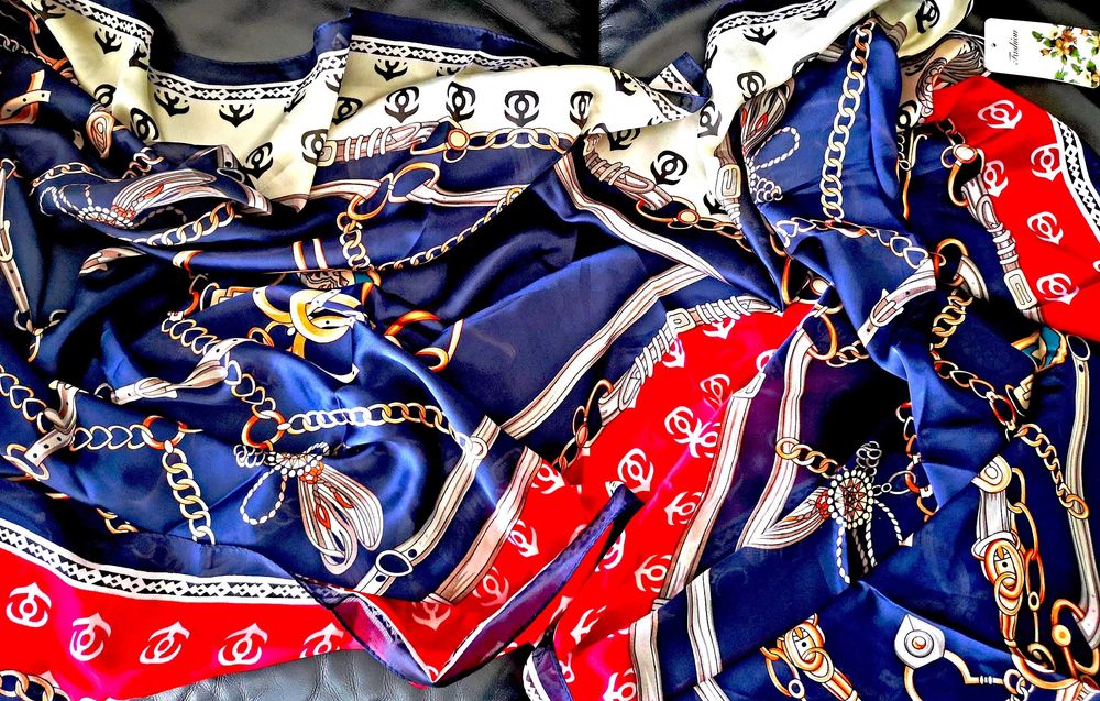 Разкошни дамски нови шалове