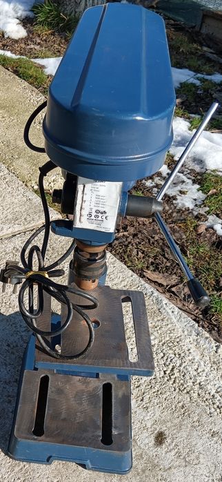 Bormașina de banc, cu coloană, motor 350W