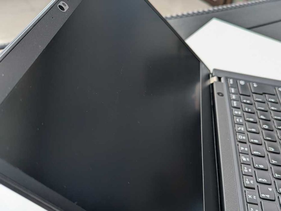 Лаптоп Lenovo ThinkPad P14s Gen2 i7-1165G7 2.8Ghz 48GB RAM 512GB SSD 14" Nvidia T500 eSIM