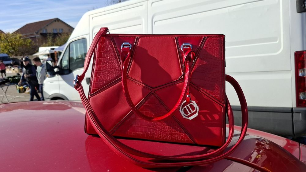 Vand geanta eleganta