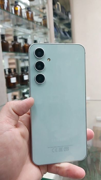 Samsung S23 Fe xotirasi 8/256Gb