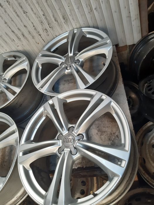 Set jante R20 Audi originale 8..5j ×20  et 45   5×112