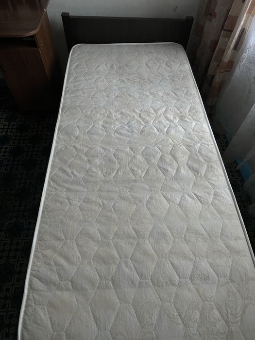 Кровать полуторка