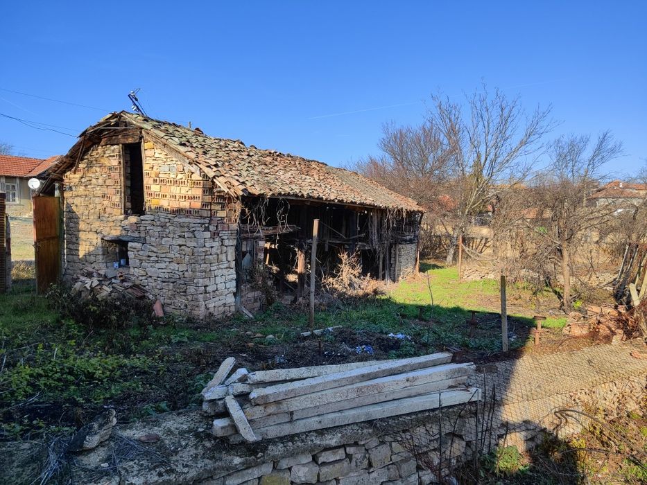 Продава се Къща в с. Куцина, Област Велико Търново - 100 кв.м за 230 €/кв.м - Снимка #1