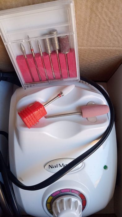 Аппарат для маникюра ,фризер.