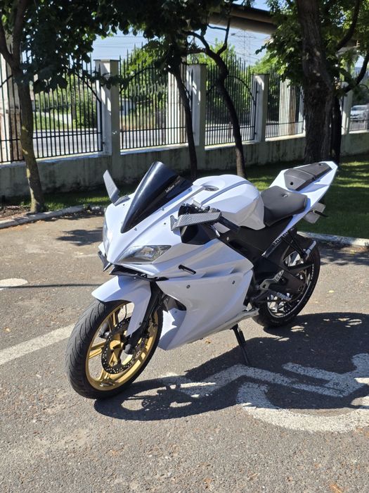 Yamaha YZF R-125 2010