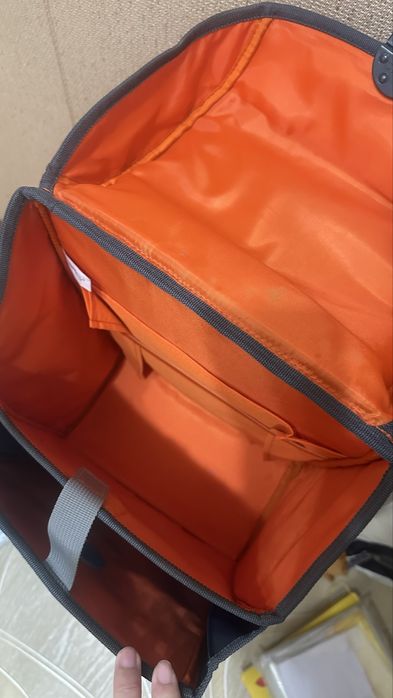 Продам школьный рюкзак.