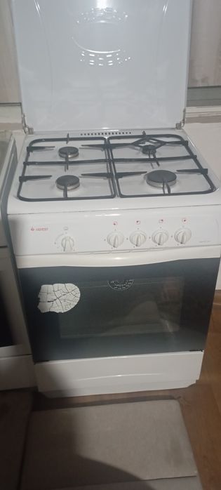 Продам газ плиту