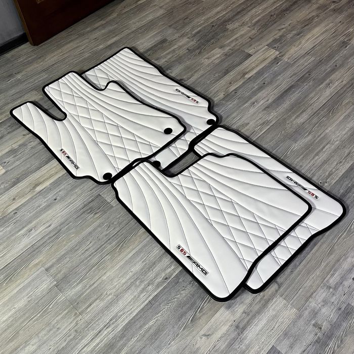 Оригинальные коврики на Mercedes