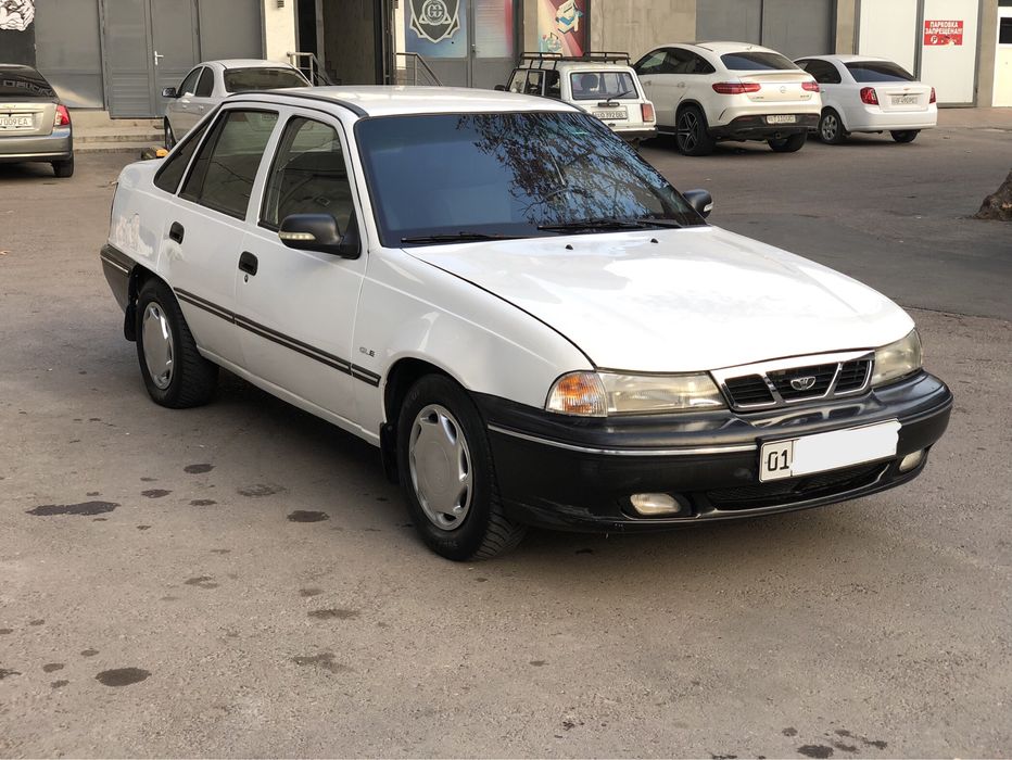 Срочно продается Нексия 1