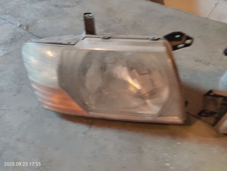 фары на Mitsubishi Pajero 3