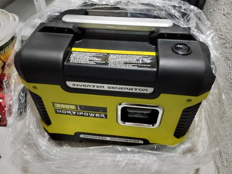 Тих портативен бензинов генератор 2000W