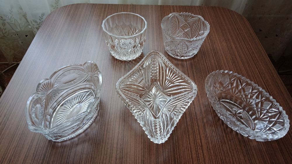 Салатницы хрустальные  и стеклянная