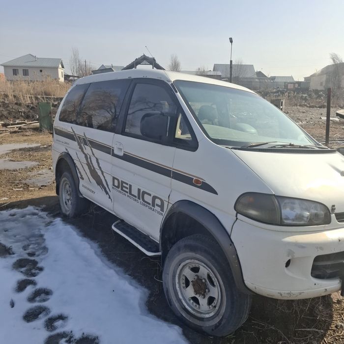 Продам автомобиль mitsubishi delica