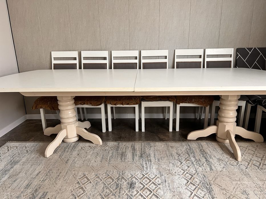 Продам стол 3,5 метра в разложенном ввиде