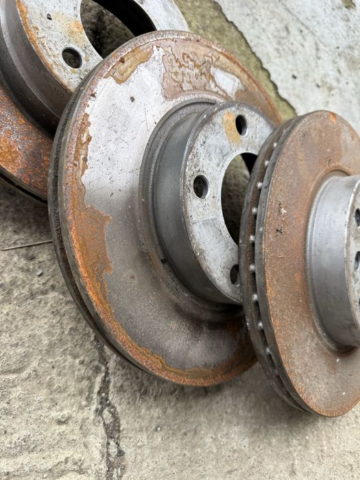 Discuri fata spate BMW e46
