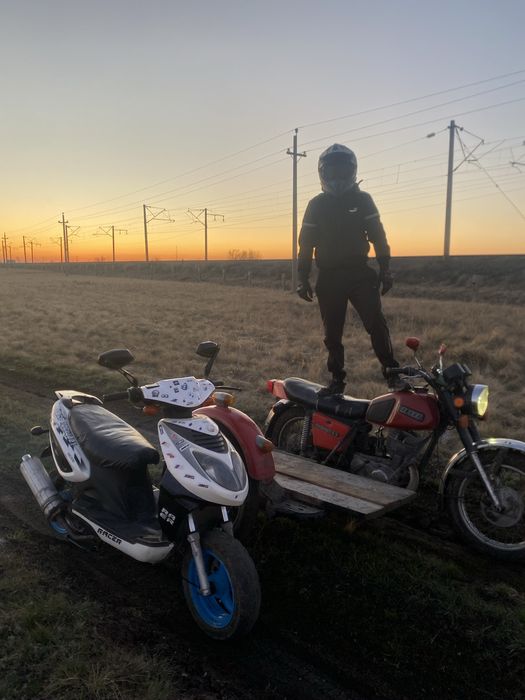 Продам скутер рейсер 150 кубов