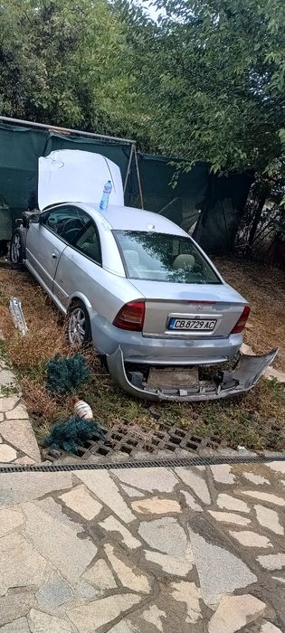 Продавам opel astra g bertone 1.8 на части