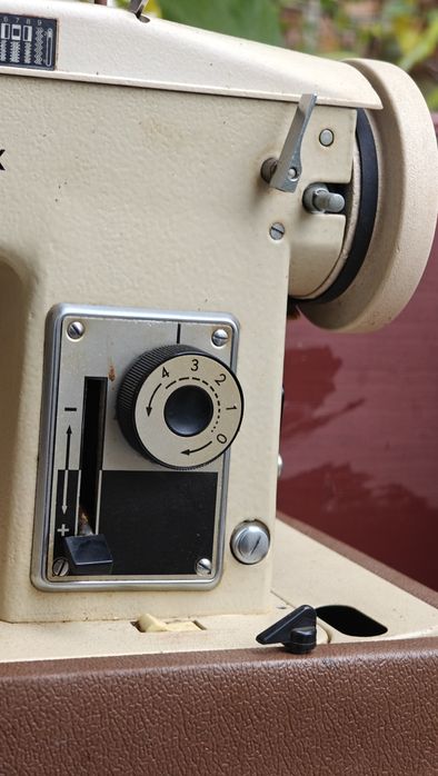 Шевна машина а а а