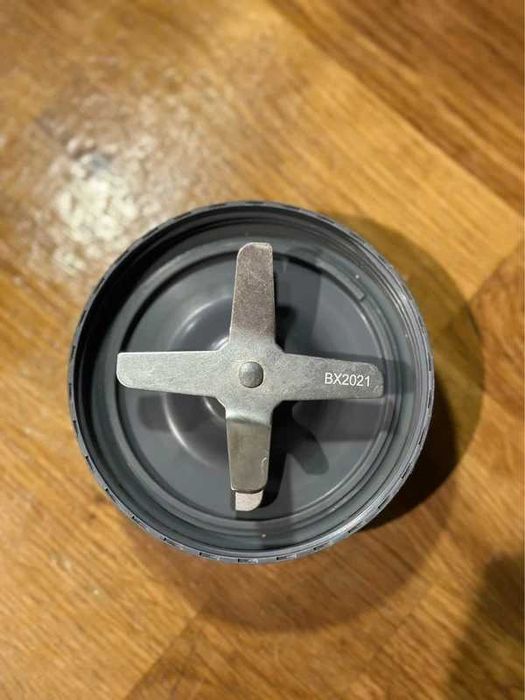 Nutribullet® Pro 900W – set căni, culoare roșu