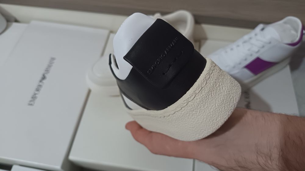 Adidași emporio Armani originali