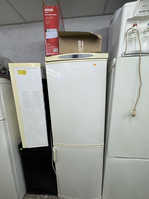 Хладилник beko.