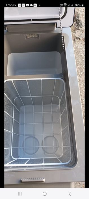 Компресорен хладилник Vevor на 12v