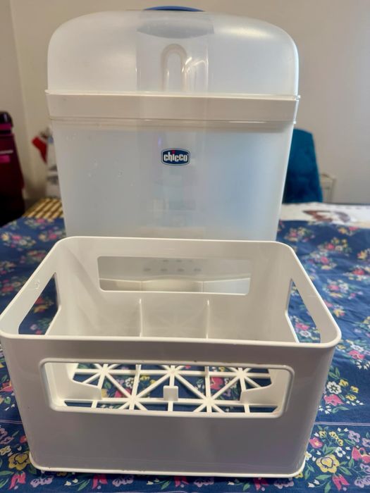 Стерилизатор за бебешки шишета Chicco