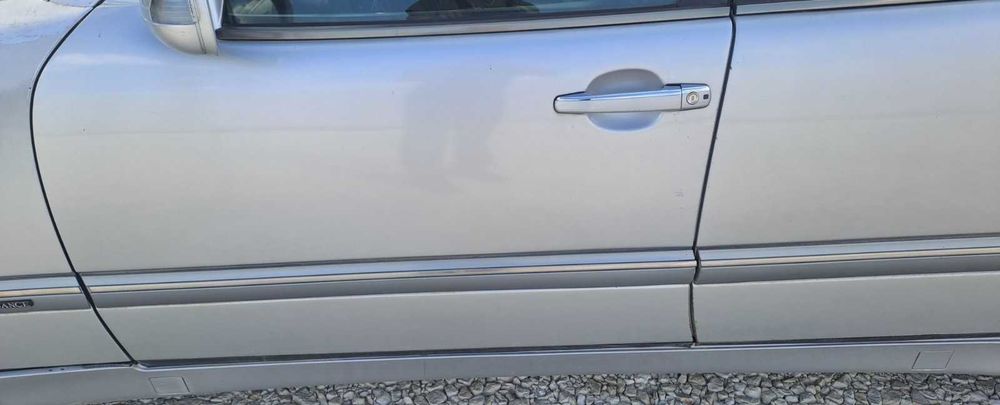 Mercedes-Benz E 320 3.2 CDI