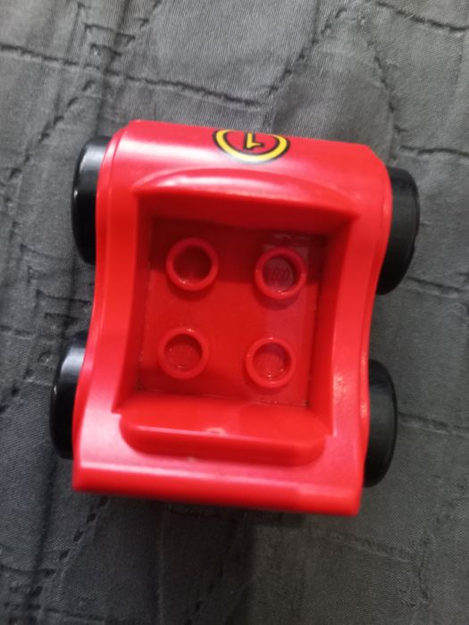 Leho duplo cu figurina