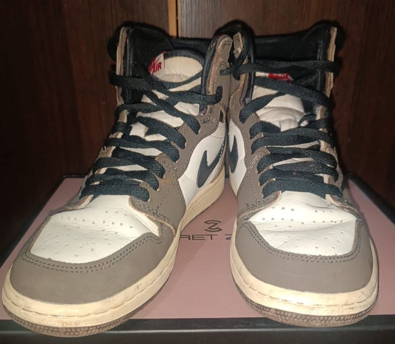 Продам кроссовки повседневные. 37 размер.