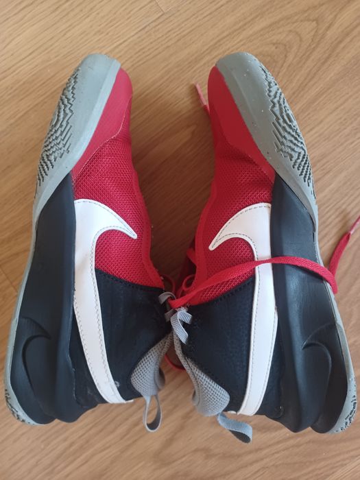 Баскетболни маратонки