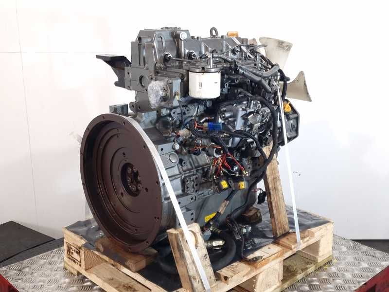 Motor second hand Yanmar 4tnv98, 37.2 kW / 1800 RPM - Piese motor Yanmar