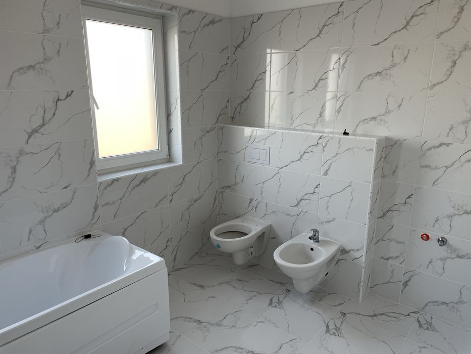 PROPIETAR ! Vand 1/2 Duplex la Cheie. Mosnita Noua