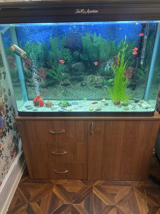 Аквариум заводской 320 литров